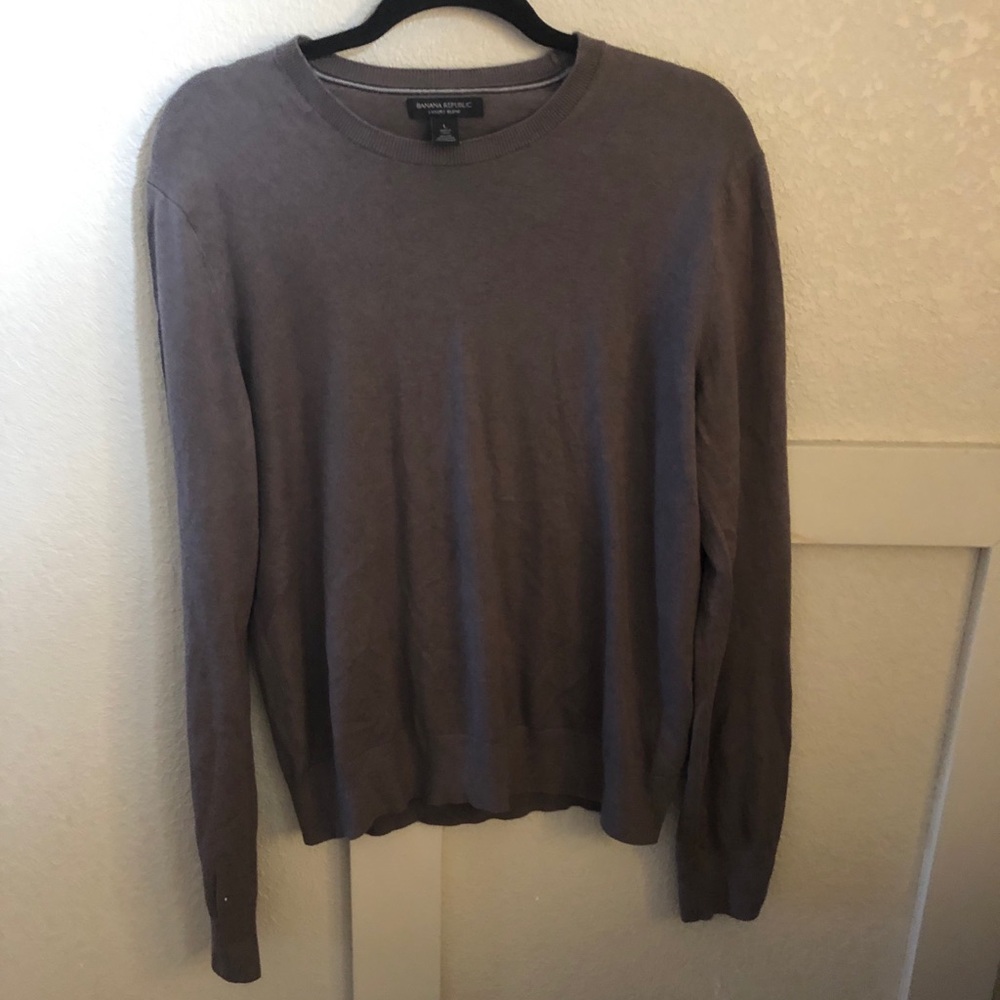 Banana Republic sweater size L. Dusty brown color